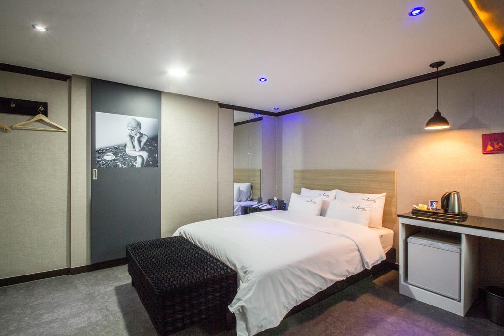 The Zenith Hotel Пусан Стая снимка